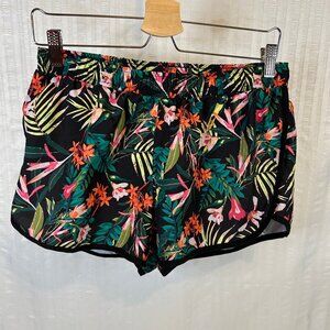 Old Navy Active Womens Sz Medium Go-Dry Running Shorts